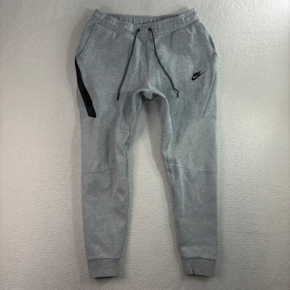 Nike Tech Fleece Joggers Men M Gray Tapered‎ Sweatpants Cuffed Drawstring